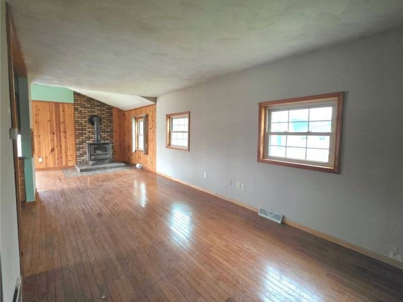 4479 S Park Road , West Farmington, OH 44491 Photo 11