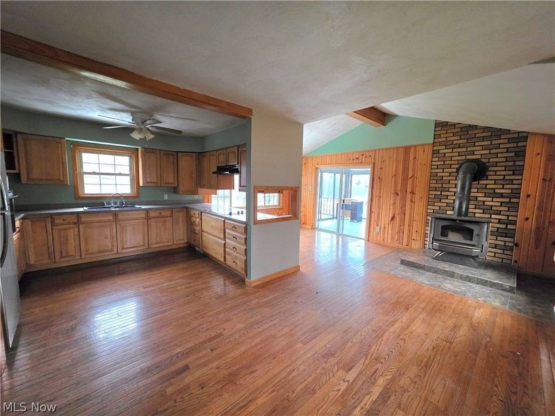 4479 S Park Road , West Farmington, OH 44491 Photo 6