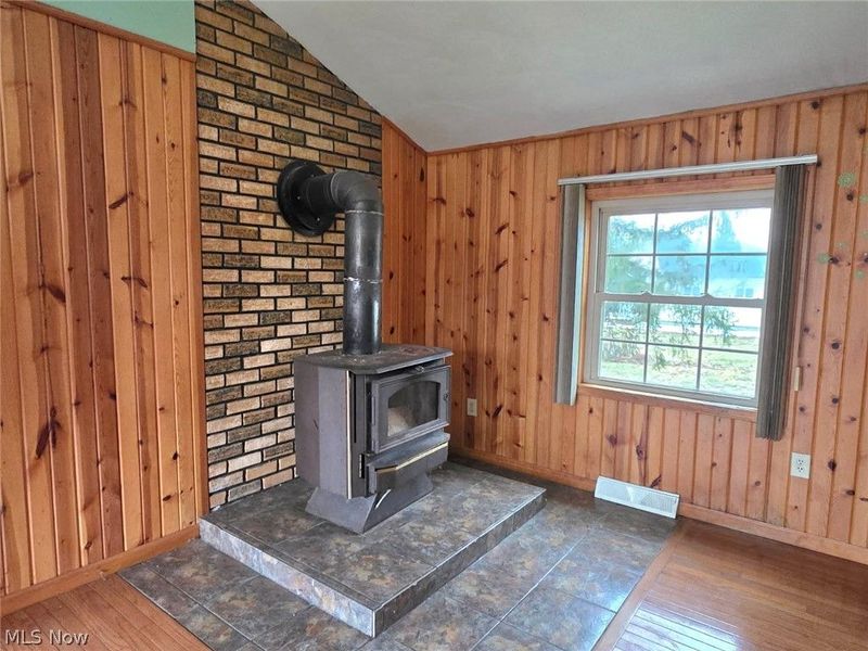 4479 S Park Road , West Farmington, OH 44491 Photo 8