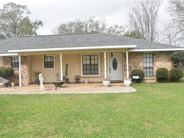 10549 DOLPHY Road , St Amant, LA 70774