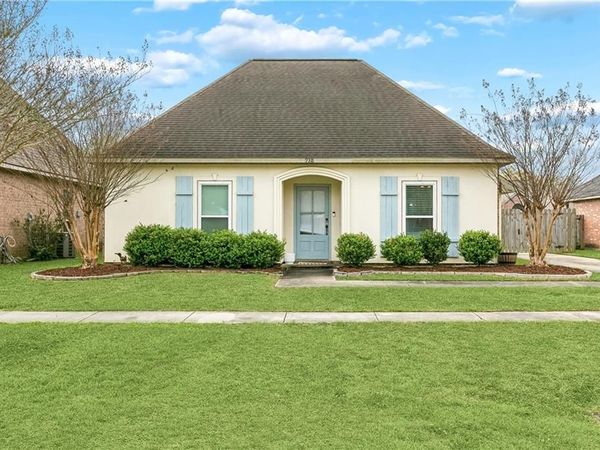 9318 RUE DE BENOIT, Denham Springs, LA 70706