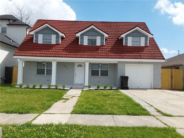 805 PERRIN Drive, Arabi, LA 70032