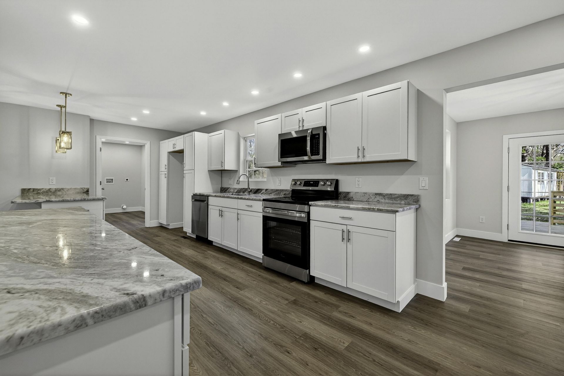 1863 Sandcroft Drive Photo 10