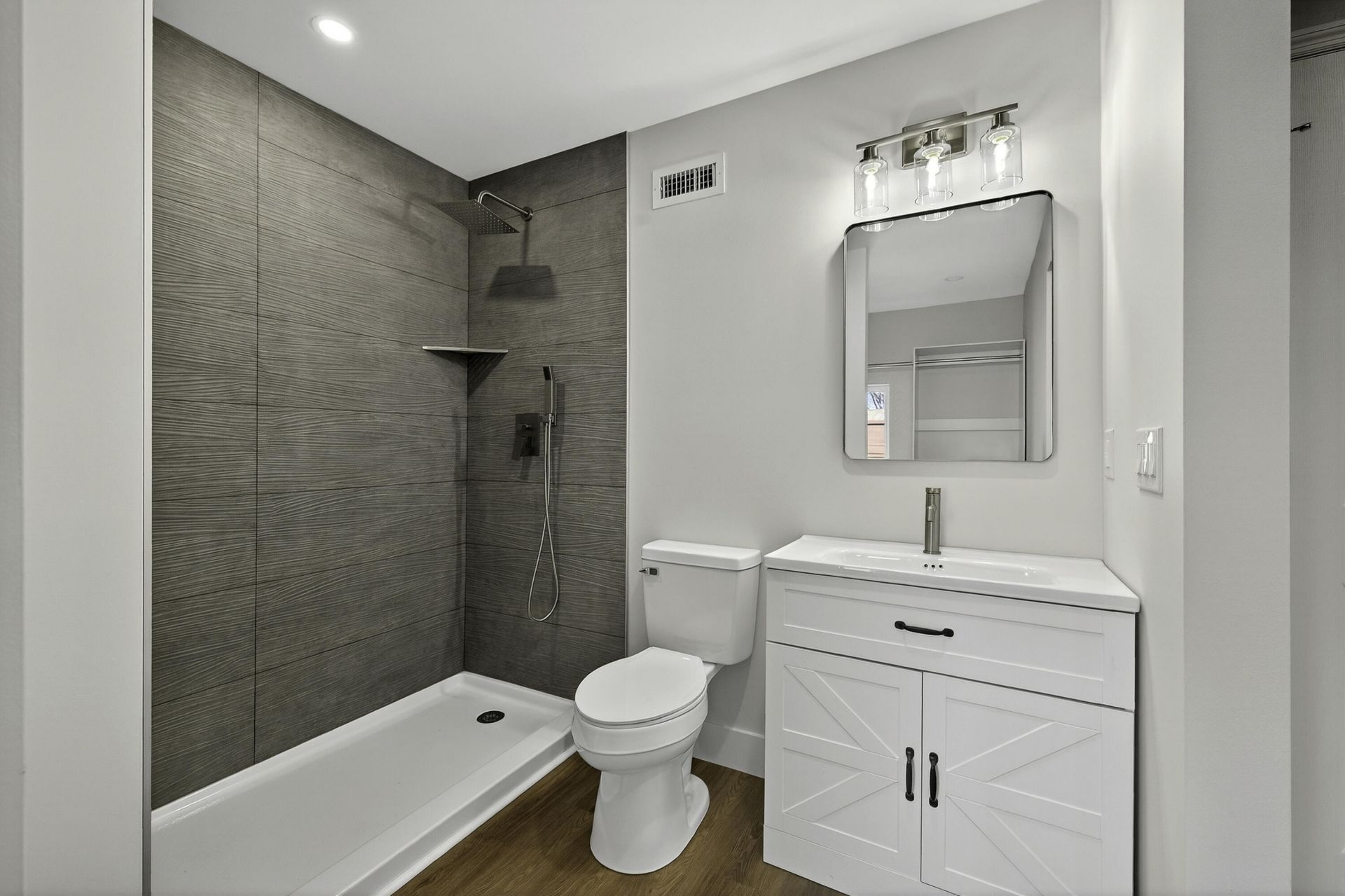 1863 Sandcroft Drive Photo 19