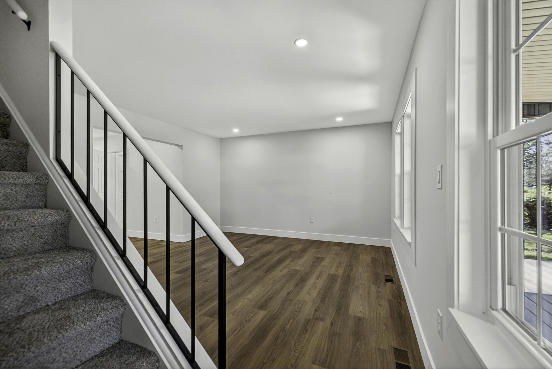 1863 Sandcroft Drive Photo 21