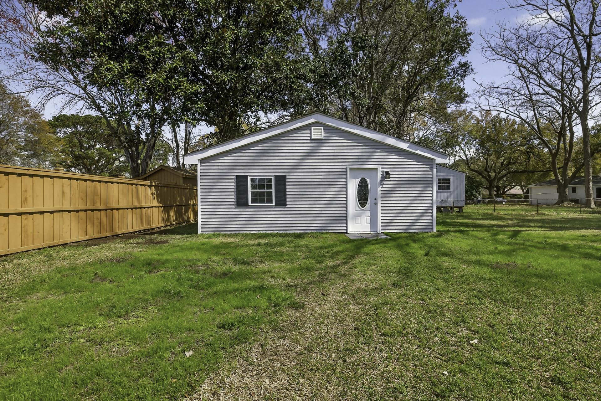 1863 Sandcroft Drive Photo 26