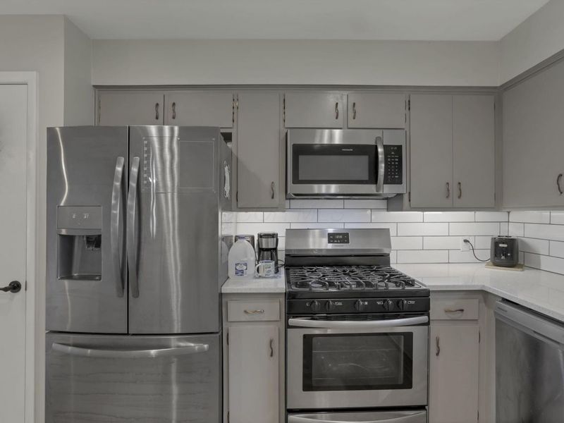 5012 Jackson Pike, Grove City, OH 43123 Photo 46