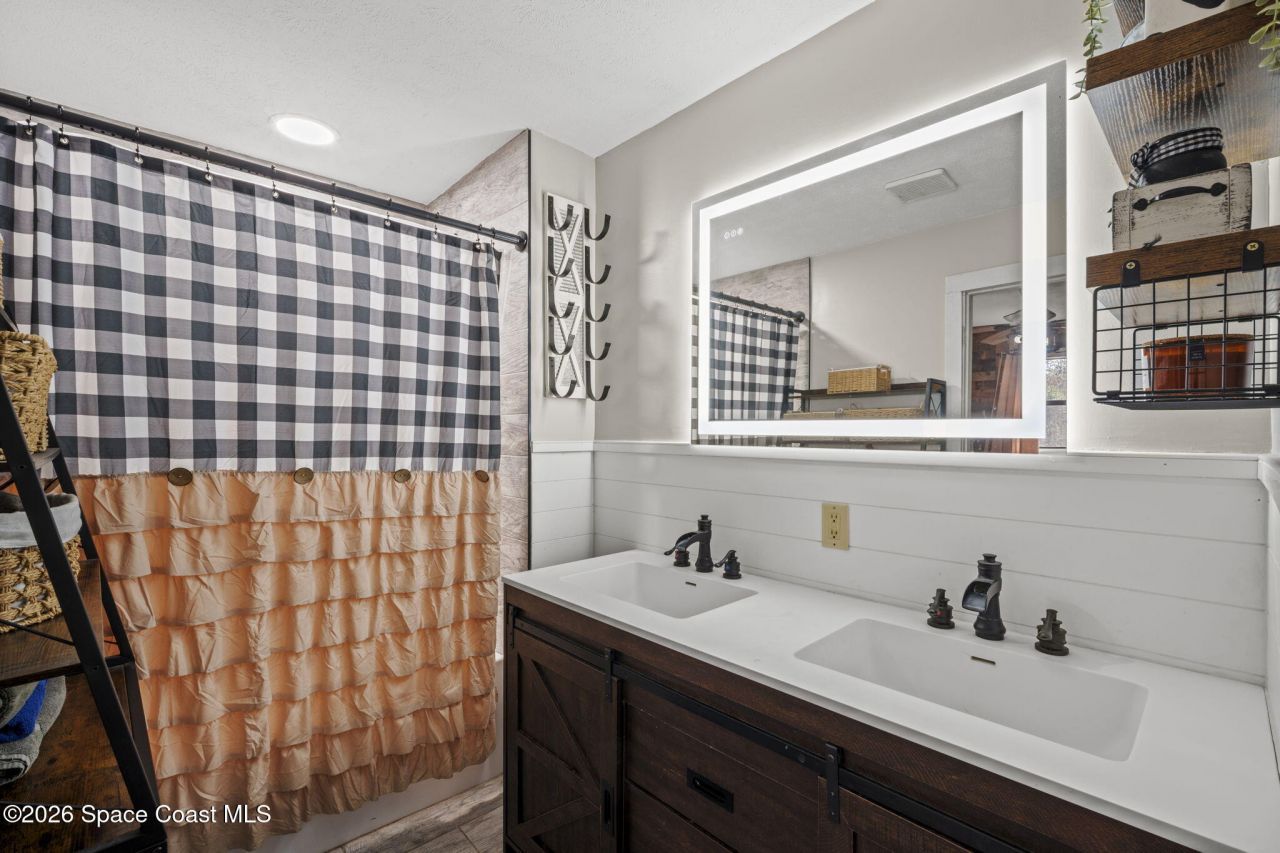 3416 Flounder Creek Road , Mims, FL 32754 Photo