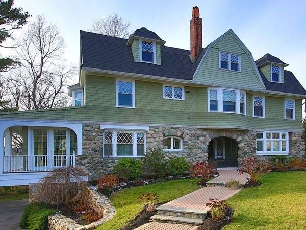 460 Heath Street, Brookline, MA 02467