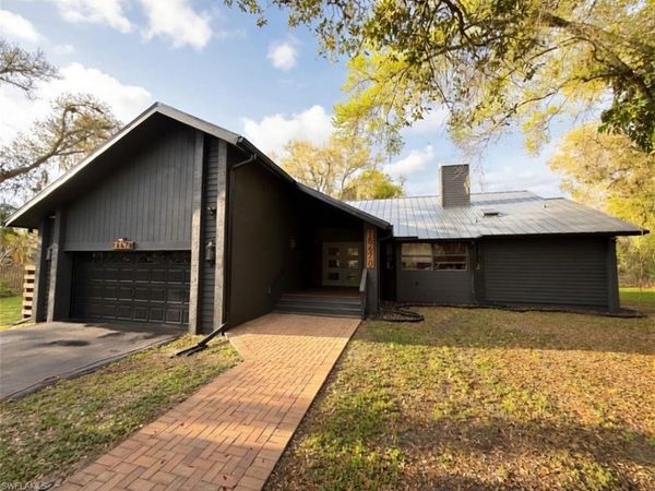 18670 Telegraph Creek LN, ALVA, FL 33920