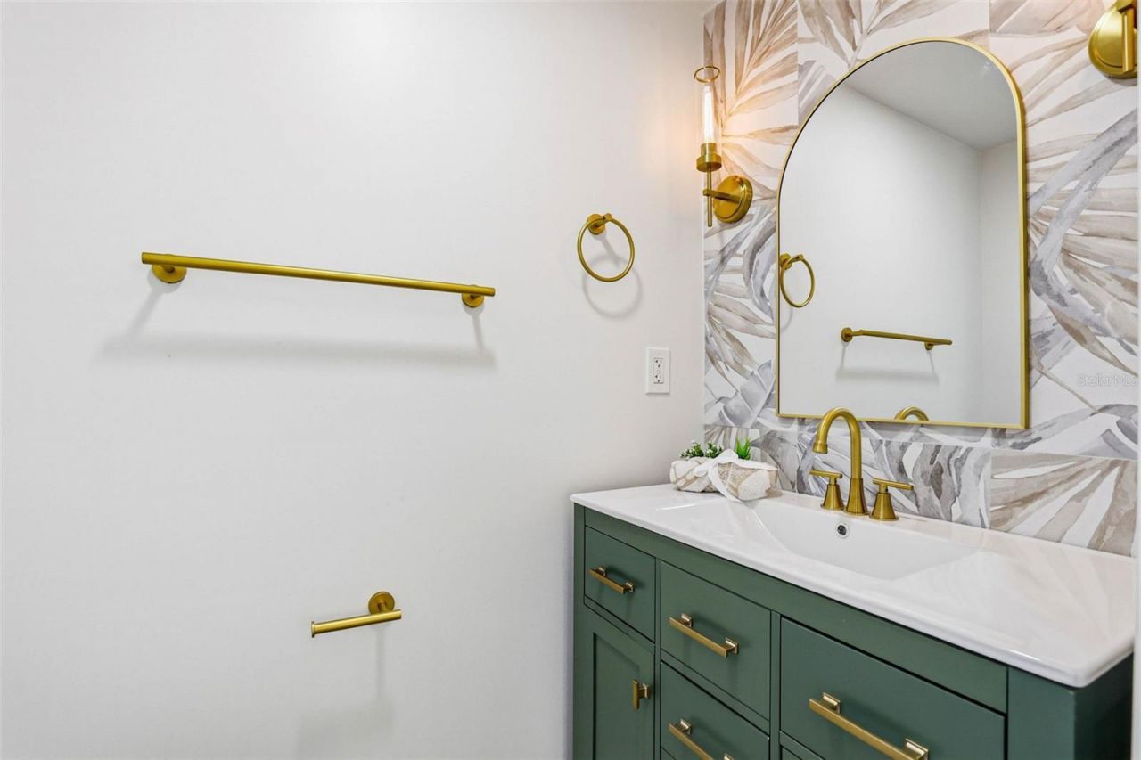 301 81st Avenue Ne, Saint Petersburg, FL 33702 Photo