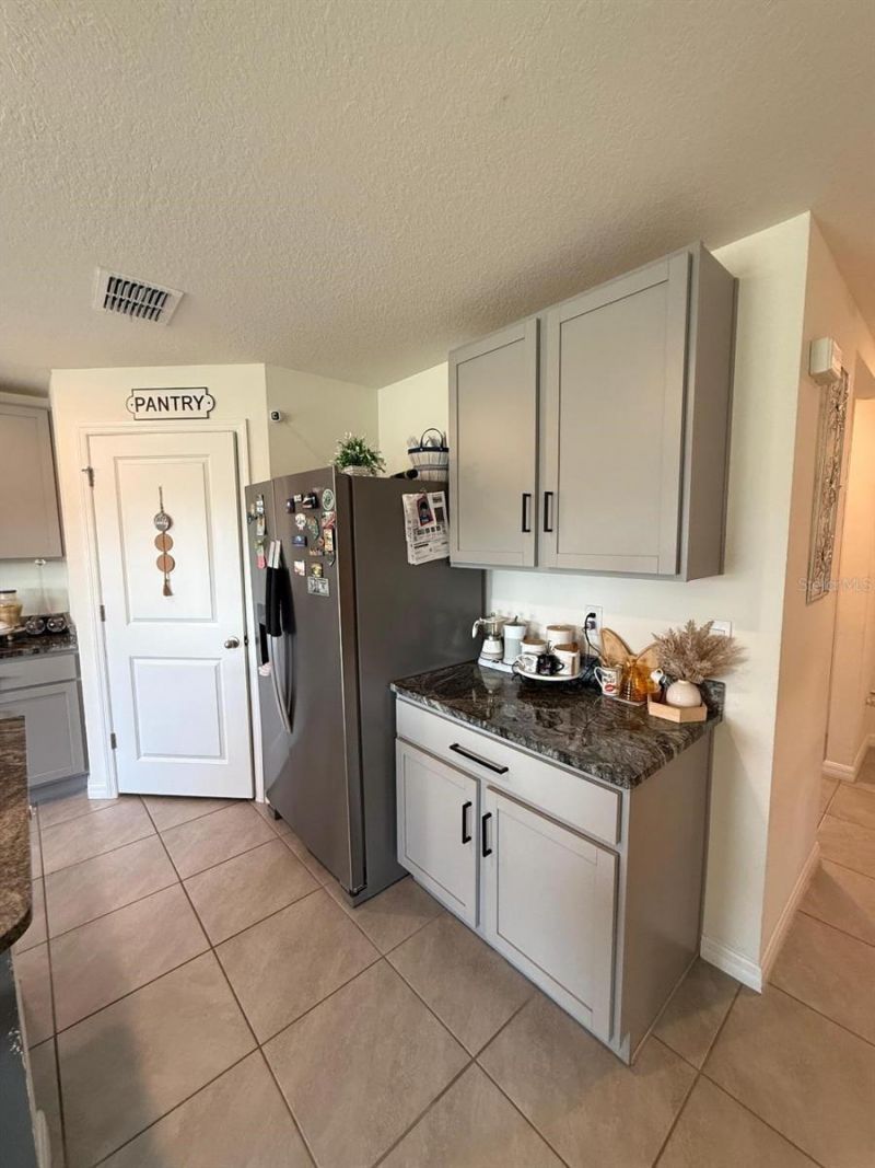 10662 Chippewa Drive , Parrish, FL 34219 Photo