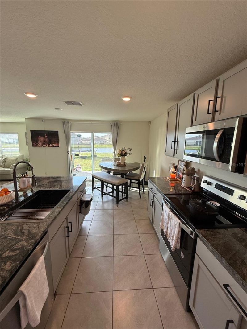 10662 Chippewa Drive , Parrish, FL 34219 Photo