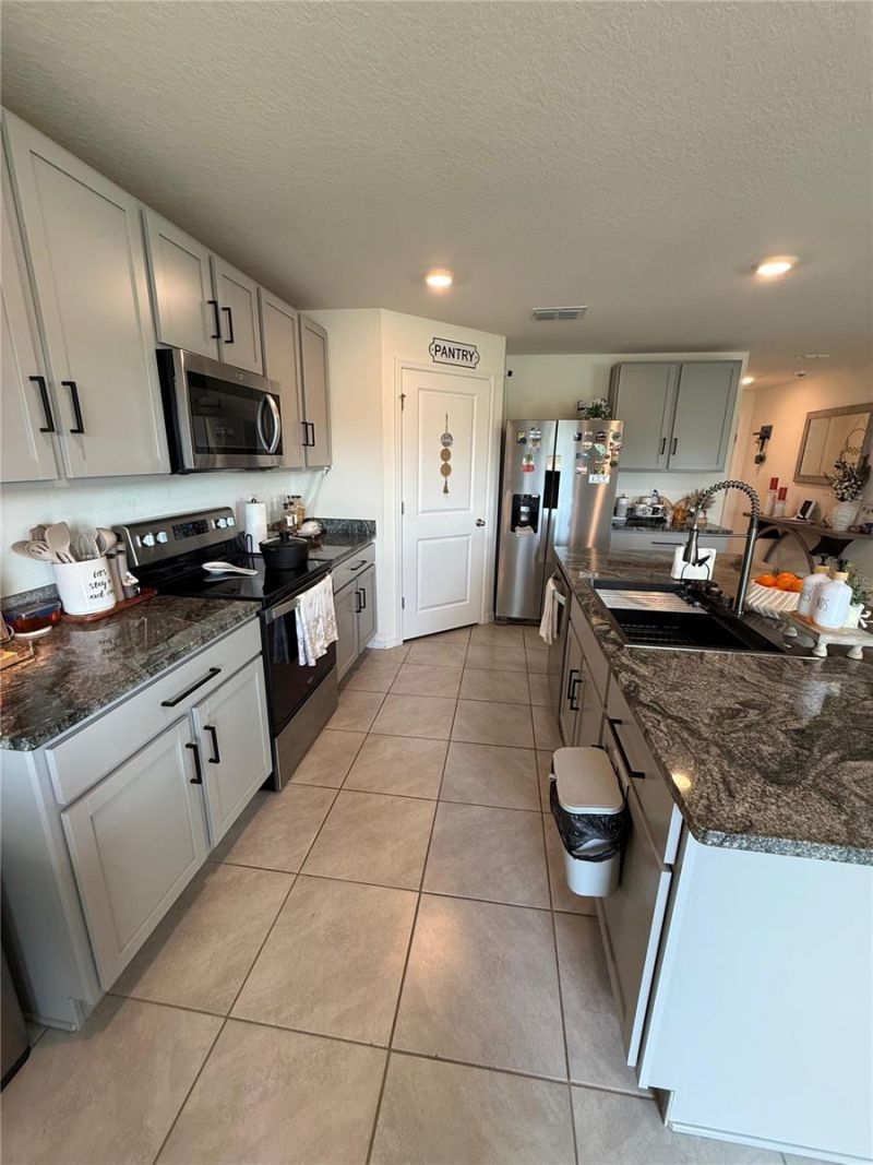 10662 Chippewa Drive , Parrish, FL 34219 Photo