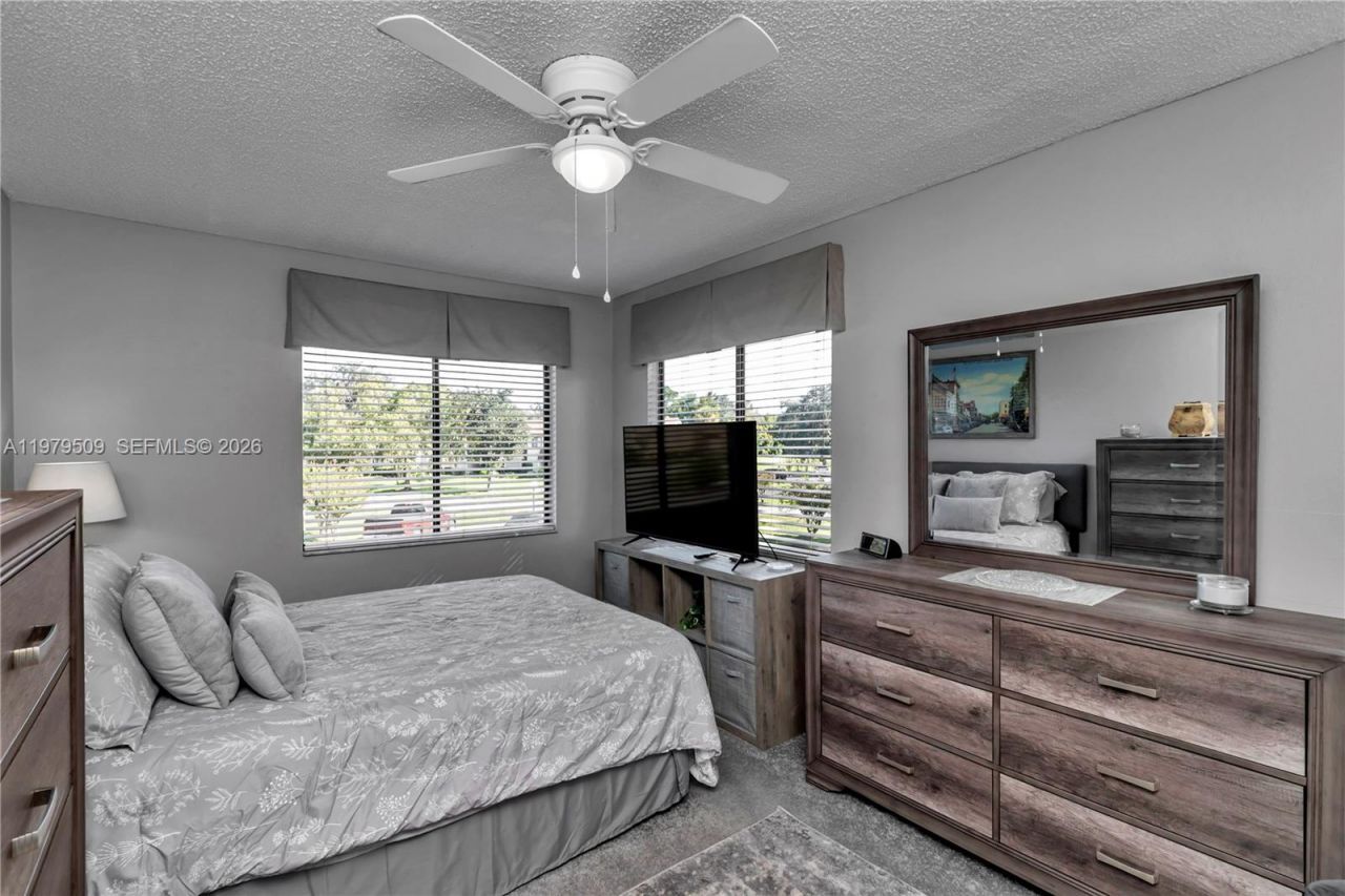 737 Midway Dr, Unit B, Ocala, FL 34472 Photo