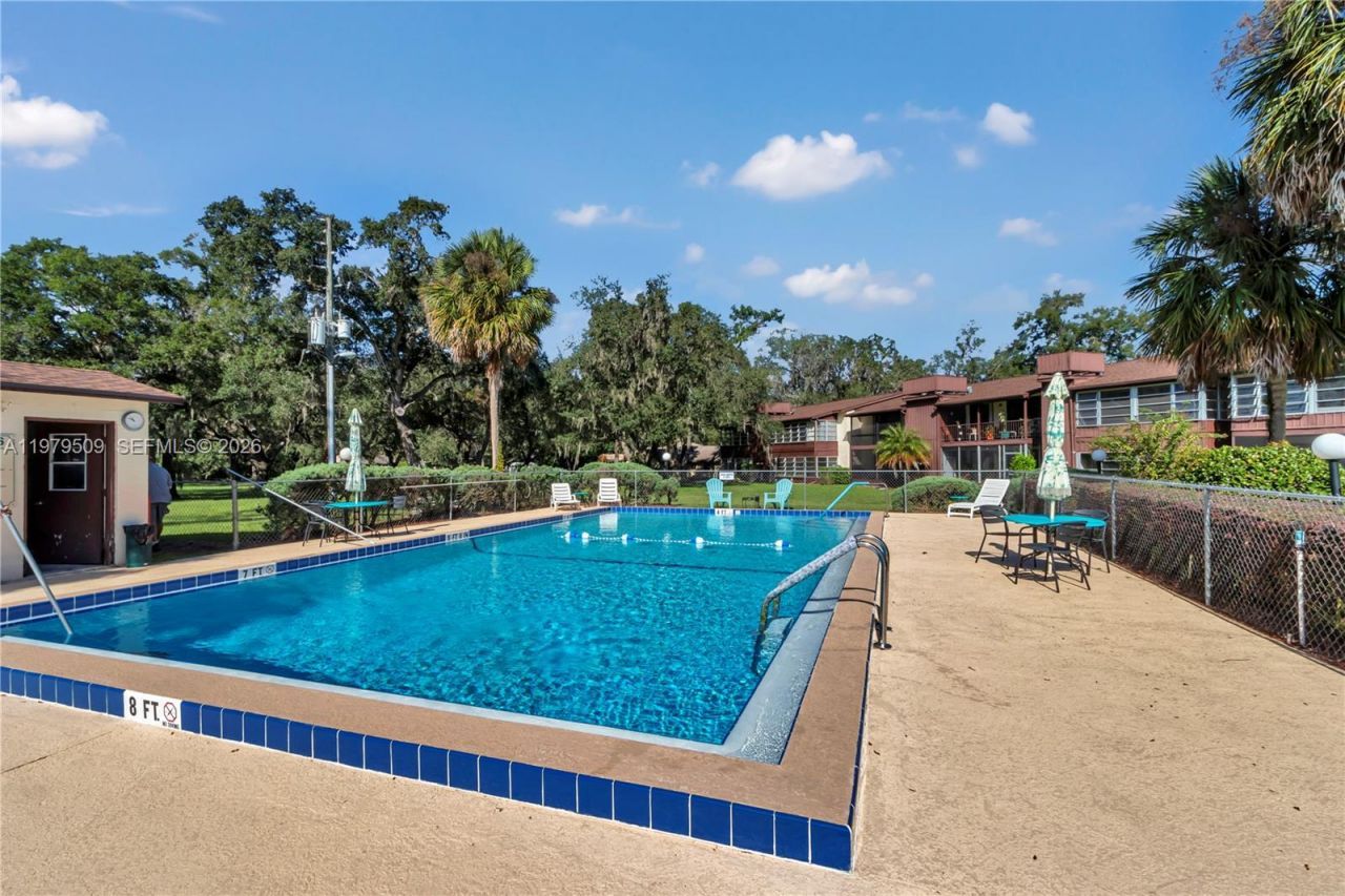 737 Midway Dr, Unit B, Ocala, FL 34472 Photo