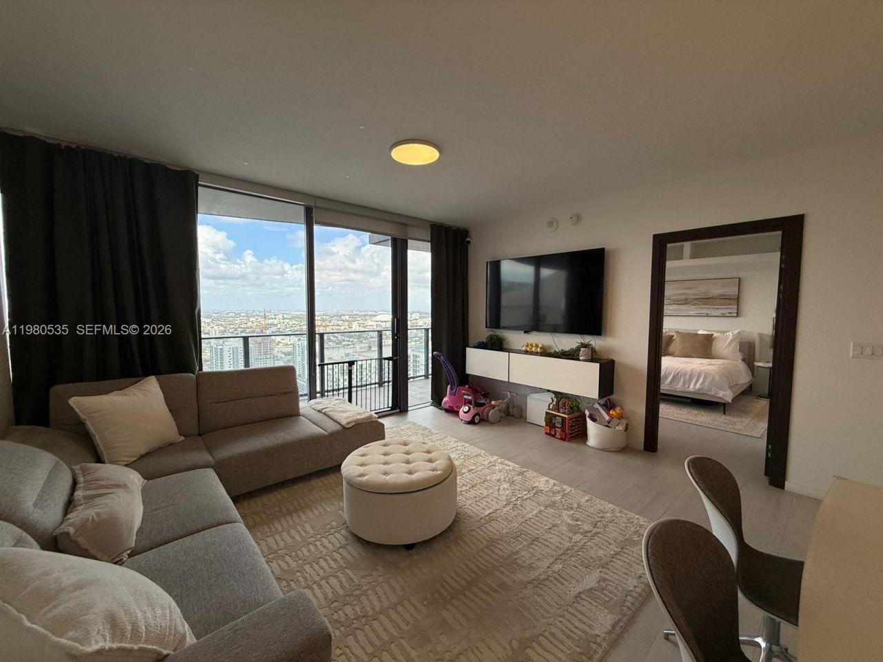 1000 Brickell Plaza , Unit 4506, Miami, FL 33131 Photo
