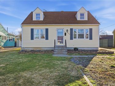 511 Capen Boulevard, Buffalo, NY 14226