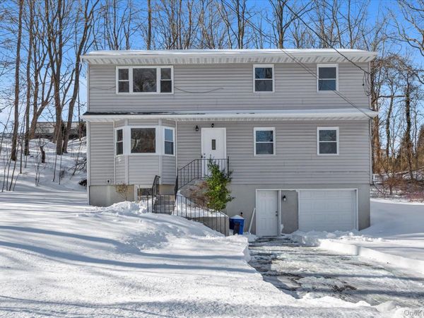 153 Vernon Valley Road , Unit APT #2 UPS, East Northport, NY 11731