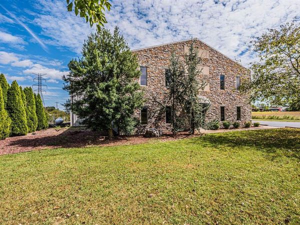 550 Kelly Road, Bowling Green, KY 42101