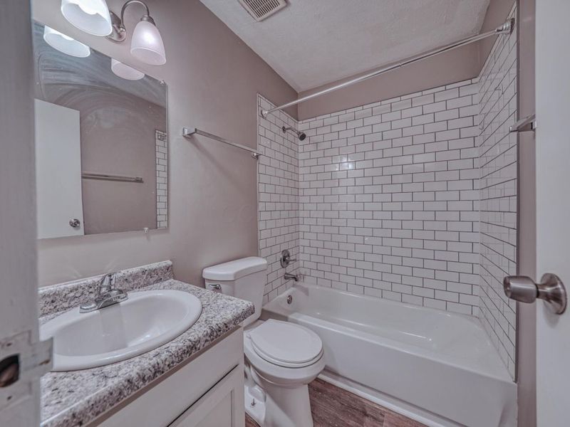 2735 Joyce Avenue , Unit D, Columbus, OH 43211 Photo 15