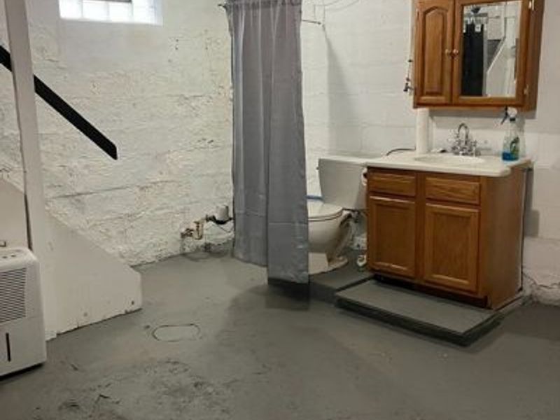 230 Helen Avenue , Akron, OH 44310 Photo 16