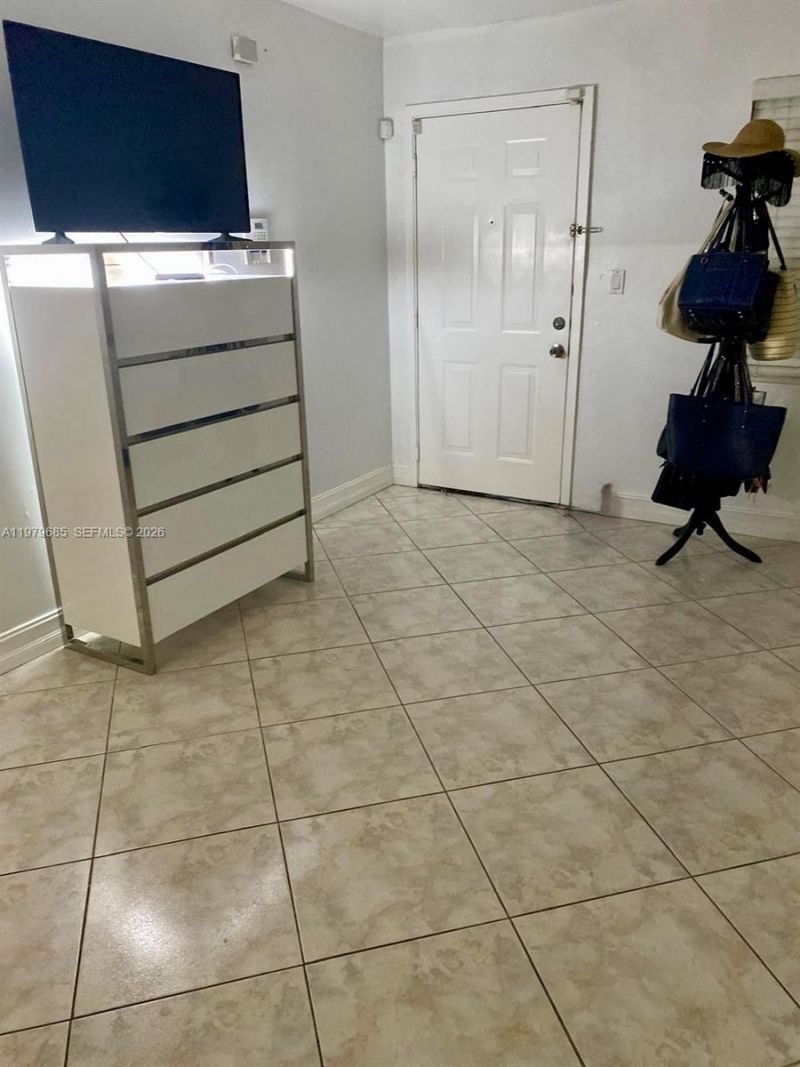 10370 SW 220th St , Unit 102, Cutler Bay, FL 33190 Photo