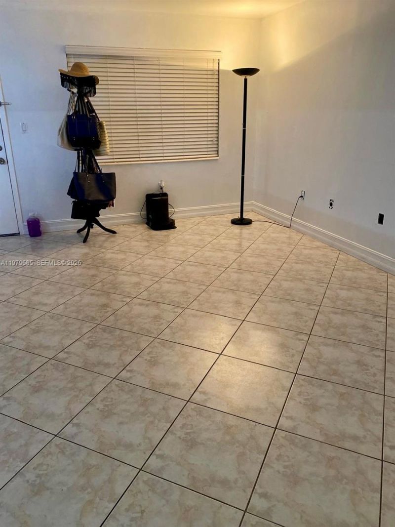 10370 SW 220th St , Unit 102, Cutler Bay, FL 33190 Photo