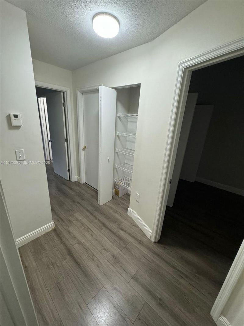 6235 Kendale Lakes Cir , Unit 237, Miami, FL 33183 Photo