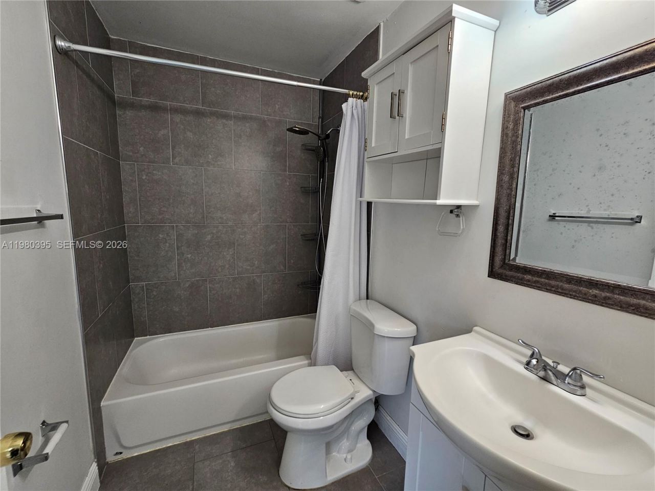 6235 Kendale Lakes Cir, Unit 237, Miami, FL 33183 Photo