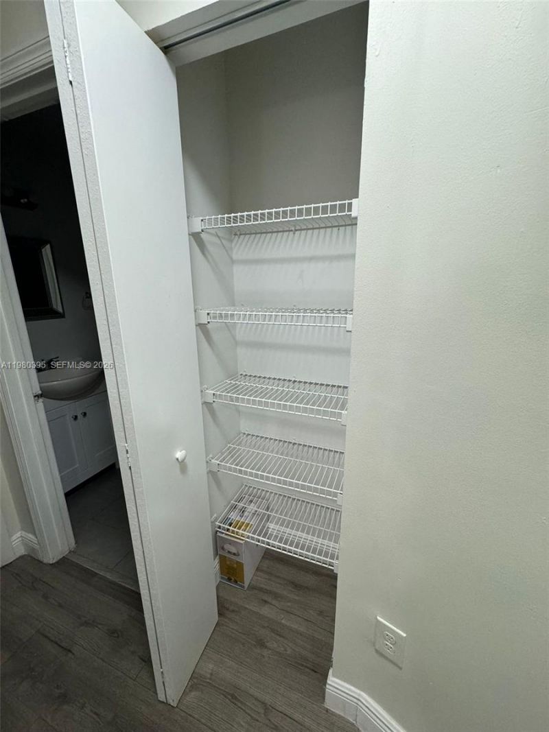 6235 Kendale Lakes Cir , Unit 237, Miami, FL 33183 Photo