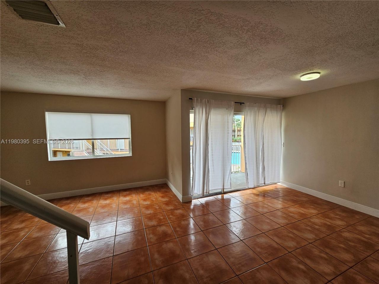 6235 Kendale Lakes Cir, Unit 237, Miami, FL 33183 Photo