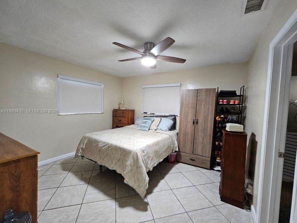 4613 NW 30th Ter , Tamarac, FL 33309 Photo