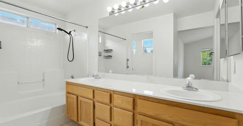 9510 Village Tree Dr, Elk Grove, CA 95758 Photo