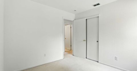 9510 Village Tree Dr, Elk Grove, CA 95758 Photo