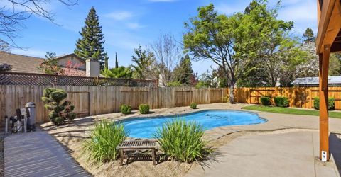 9510 Village Tree Dr, Elk Grove, CA 95758 Photo