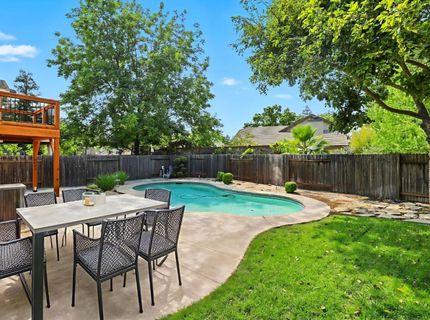 9510 Village Tree Dr, Elk Grove, CA 95758 Photo