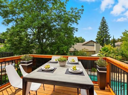 9510 Village Tree Dr, Elk Grove, CA 95758 Photo