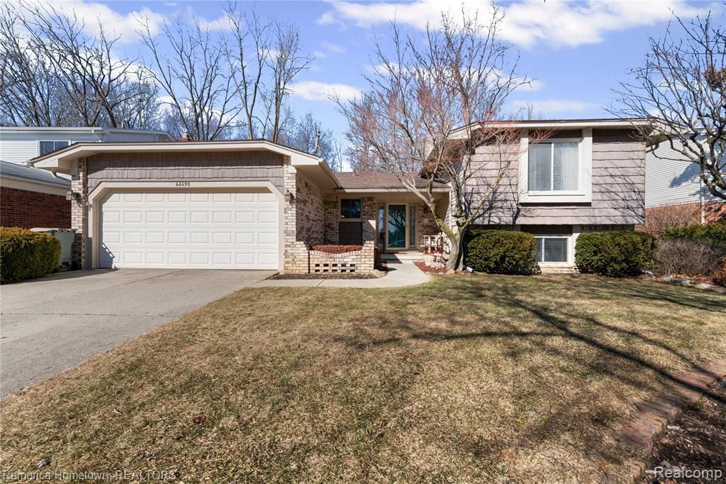 46490 Bartlett Drive , Canton, MI 48187 Main Photo