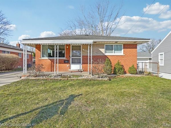 5578 Grindley Park Street, Dearborn Heights, MI 48125