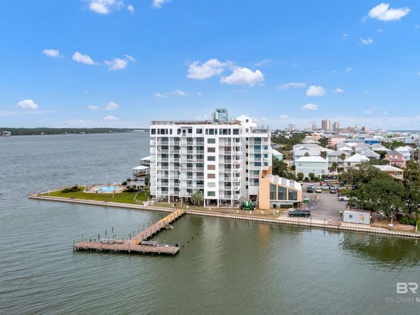 1516 Sandpiper Lane, Unit 207, Gulf Shores, AL 36542