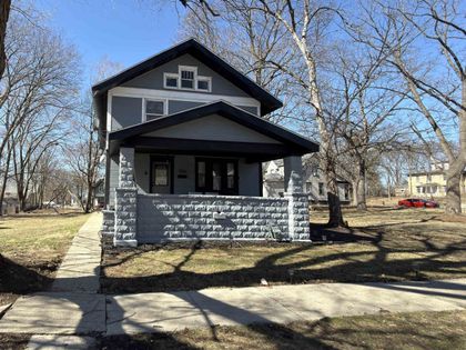 1036 N Winnebago Street Rockford, IL 61103