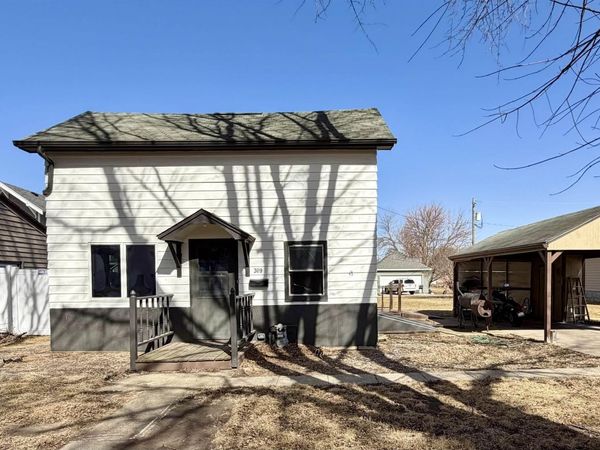 309 1st Street SE, LeMars, IA 51031