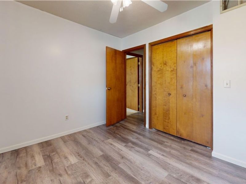 818 Seneca Drive, Belpre, OH 45714 Photo 13