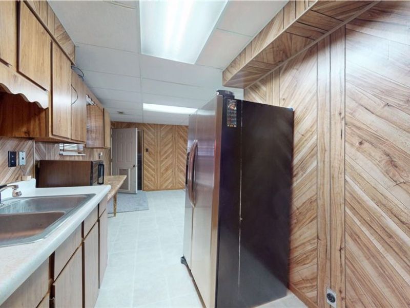 818 Seneca Drive, Belpre, OH 45714 Photo 28