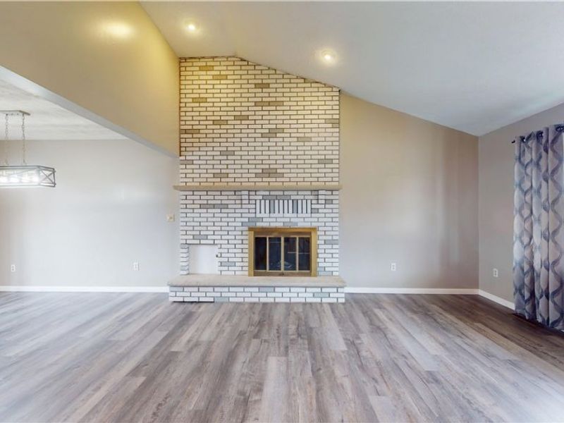 818 Seneca Drive, Belpre, OH 45714 Photo 5