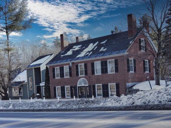 27 NH Route 25, Plymouth, NH 03264