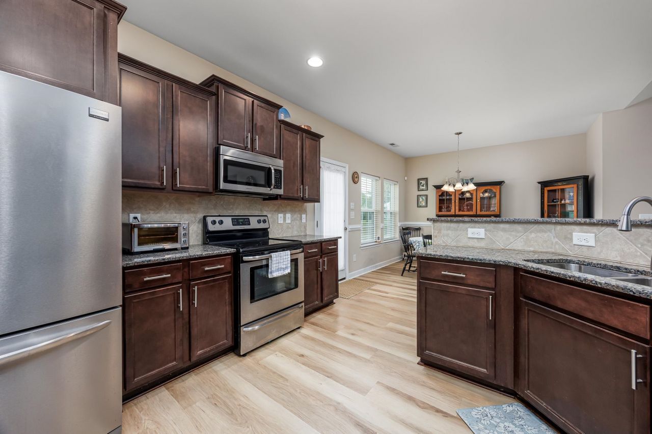 719 Londonberry Ct. Photo 15