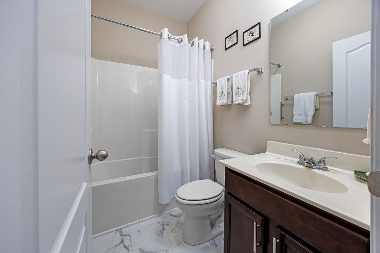 719 Londonberry Ct. Photo 23