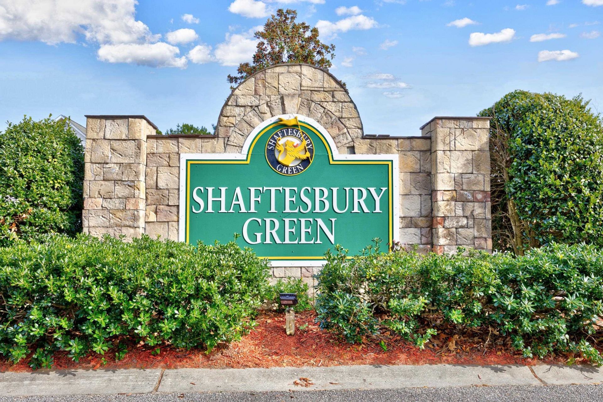 719 Londonberry Ct. Photo 4